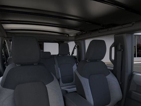 New 2025 Ford Bronco 4-Door image 12