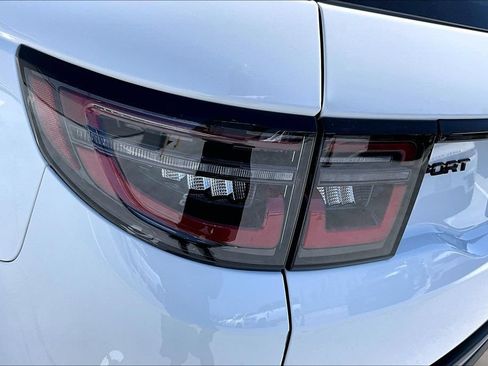 Used 2023 Land Rover Discovery Sport SE AWD/4WD image 21