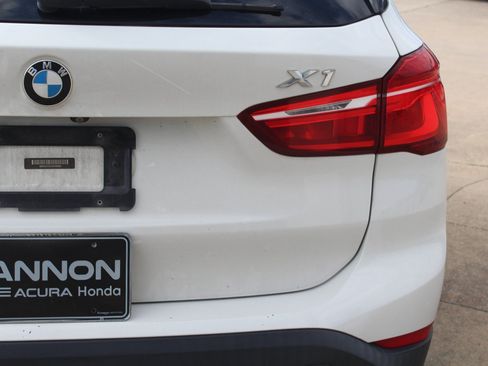 Used 2018 BMW X1 sDrive28i FWD image 4
