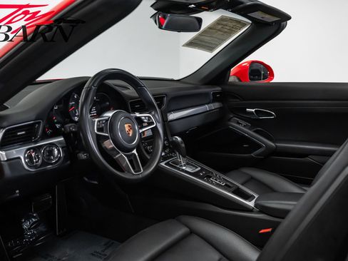 Used 2018 Porsche 911 Carrera image 51