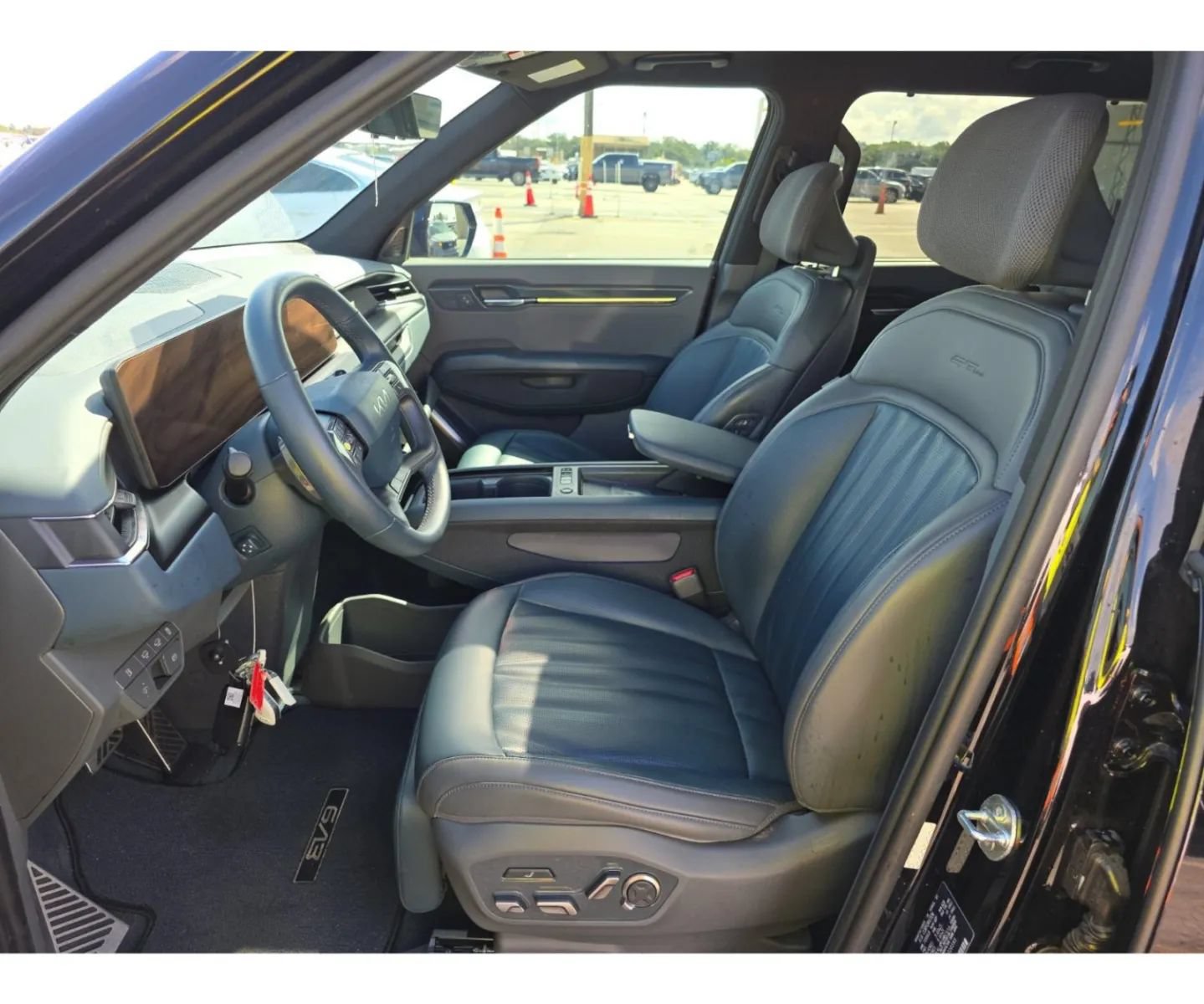 Used 2024 Kia EV9 GT-Line AWD/4WD image 7