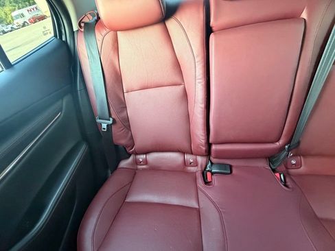 Used 2023 MAZDA MAZDA3 s FWD image 13