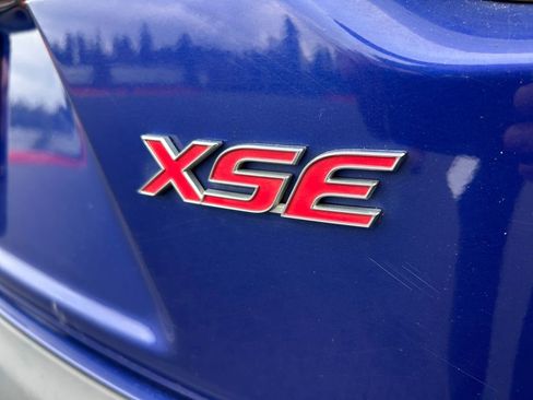 Used 2020 Toyota Corolla XSE image 37