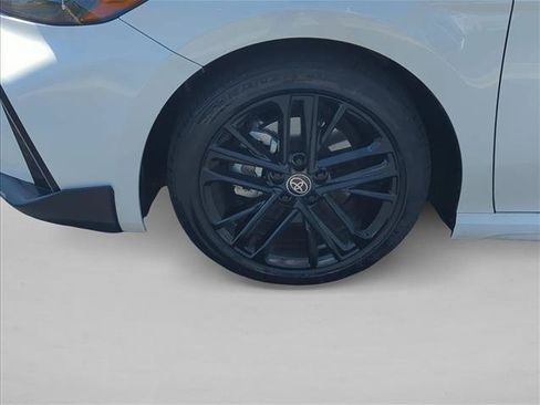Used 2025 Toyota Camry SE w/ Convenience Package FWD image 29