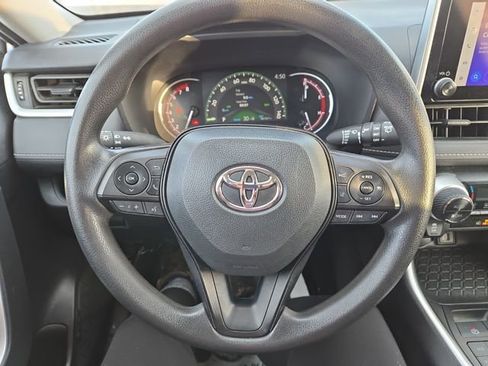 Used 2023 Toyota RAV4 XLE image 16