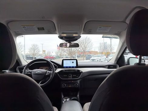 Certified 2021 Ford Escape SE image 18