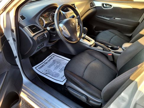 Used 2014 Nissan Sentra SR image 8