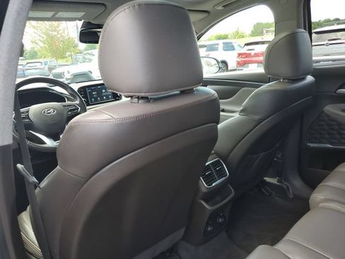 Used 2019 Hyundai Santa Fe Limited FWD image 16