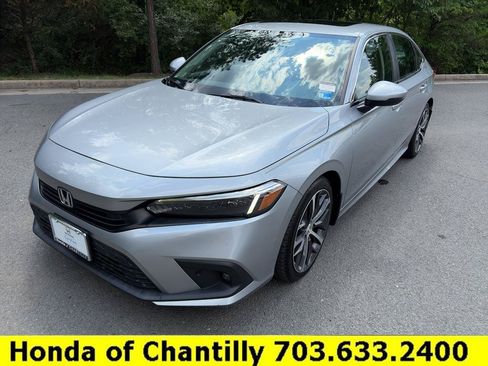 Certified 2022 Honda Civic Touring image 3