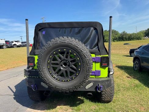 Used 2013 Jeep Wrangler Unlimited Sport AWD/4WD image 6
