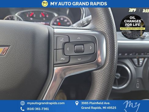 Used 2023 Chevrolet Blazer LT image 16