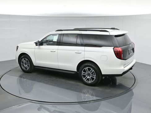 New 2026 Ford Expedition Active image 43