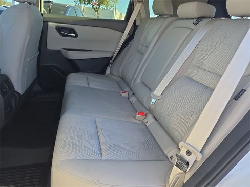 Used 2025 Nissan Rogue SV image 14