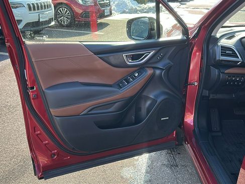 Used 2022 Subaru Forester Touring image 8