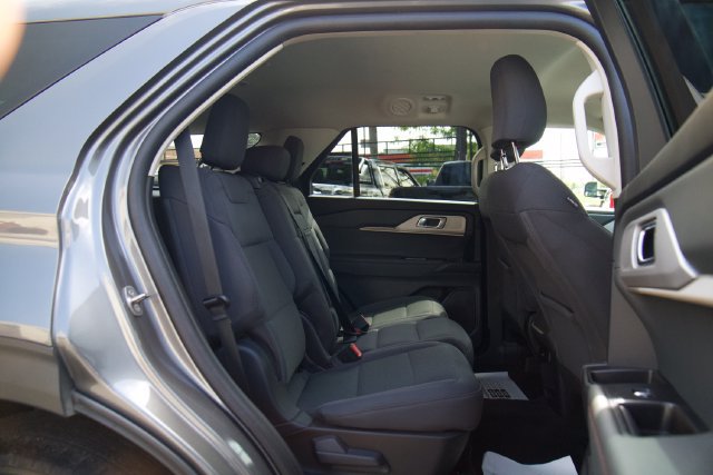 Certified 2025 Ford Explorer Active AWD/4WD image 28