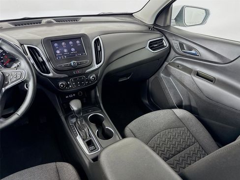 Used 2024 Chevrolet Equinox LT image 22