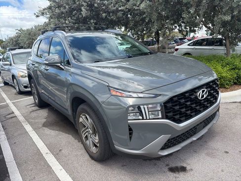 Used 2023 Hyundai Santa Fe SEL image 3