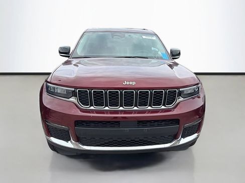 Used 2023 Jeep Grand Cherokee L Limited AWD/4WD image 2