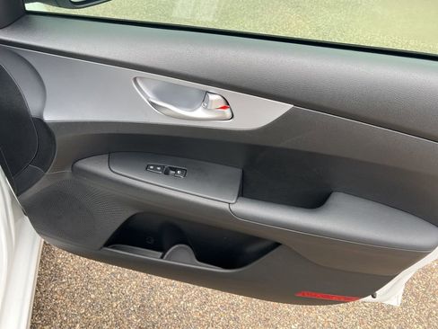 Certified 2023 Kia Forte LXS image 21