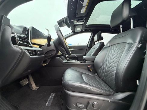 Used 2024 Kia Sportage X-Line w/ X-Line Premium Package image 13