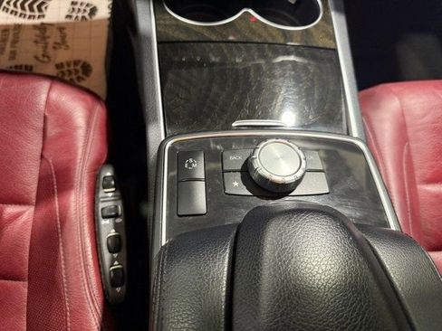 Used 2015 Mercedes-Benz E 400 4MATIC Coupe w/ Premium 1 Package image 21