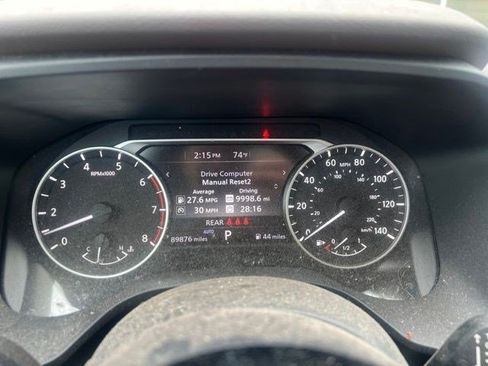 Used 2021 Nissan Rogue SV w/ Premium Package AWD/4WD image 4