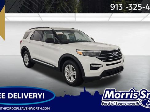 Used 2024 Ford Explorer XLT w/ Equipment Group 202A AWD/4WD image 1