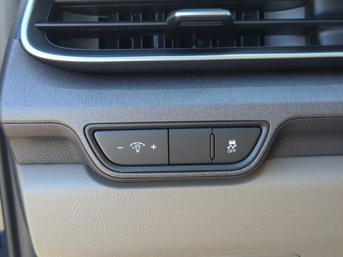 New 2026 Kia Carnival EX image 28