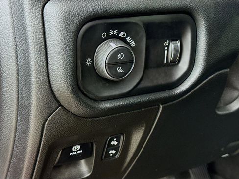 Used 2021 RAM 1500 Big Horn w/ Built-to-serve Edition AWD/4WD image 12