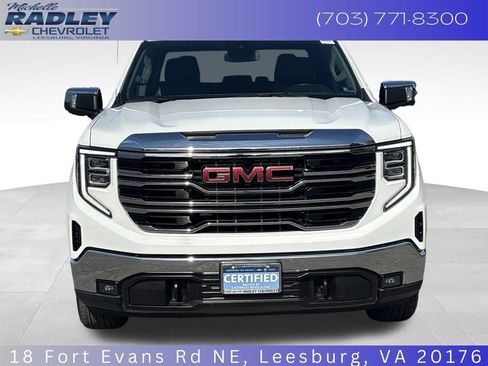 Used 2025 GMC Sierra 1500 SLT image 8
