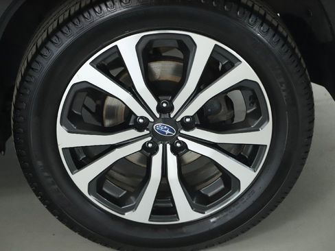 Certified 2023 Subaru Forester Limited image 43