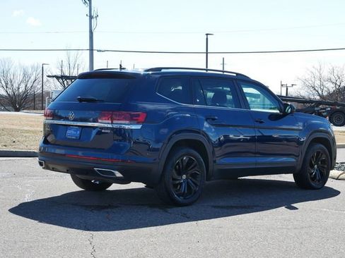 Certified 2022 Volkswagen Atlas SE w/ Panoramic Sunroof Package image 7