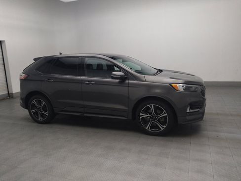 Used 2020 Ford Edge ST image 11