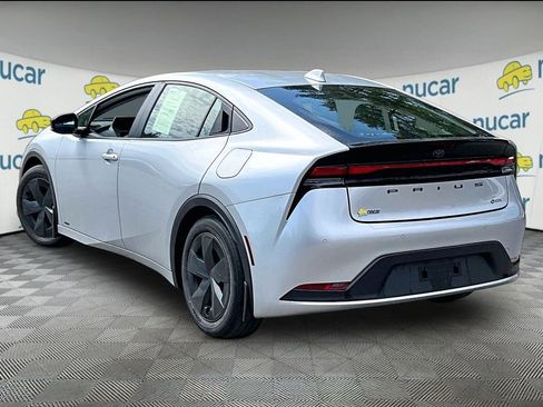 Used 2023 Toyota Prius LE image 4