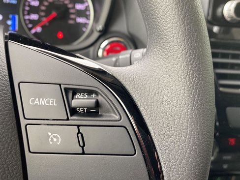 New 2026 Mitsubishi Eclipse Cross LE image 29