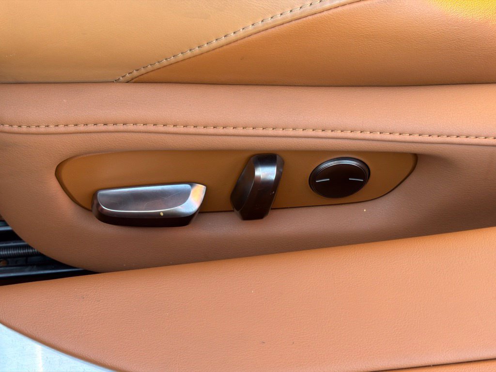 Used 2018 Lexus LC 500 Coupe w/ Touring Package RWD image 23