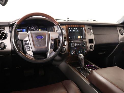 Used 2016 Ford Expedition EL Platinum AWD/4WD image 2