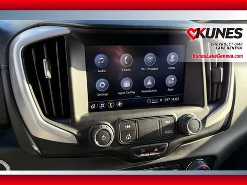 Used 2024 GMC Terrain SLT image 35