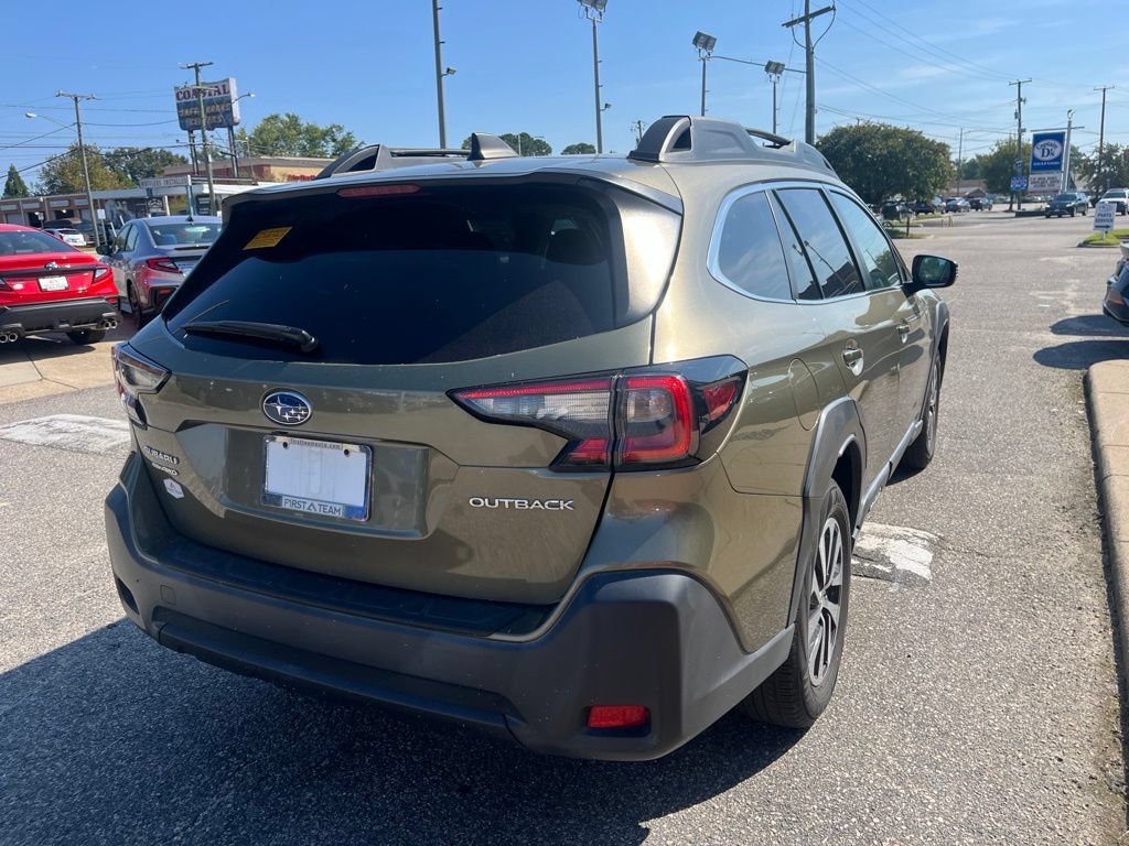 Used 2024 Subaru Outback Premium w/ Popular Package #1A AWD/4WD image 4