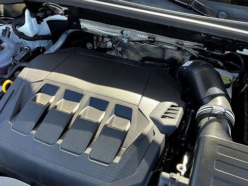 Used 2025 Audi Q3 2.0T Premium w/ Convenience Package image 34