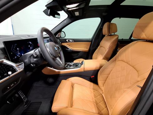 New 2026 BMW X5 M60i w/ Executive Package AWD/4WD image 12
