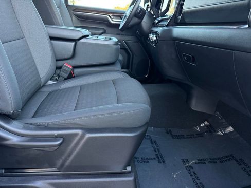 Used 2024 GMC Sierra 1500 SLE image 29