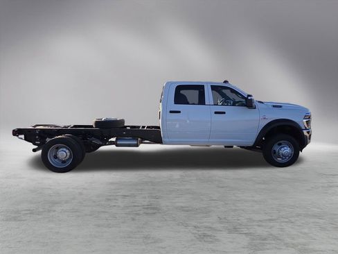 New 2026 RAM 5500 Tradesman w/ Chrome Appearance Group image 8