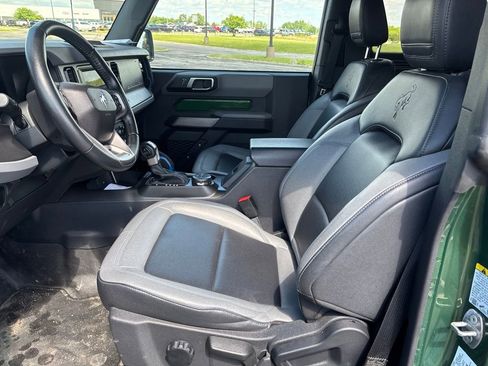 Used 2023 Ford Bronco Black Diamond AWD/4WD image 10