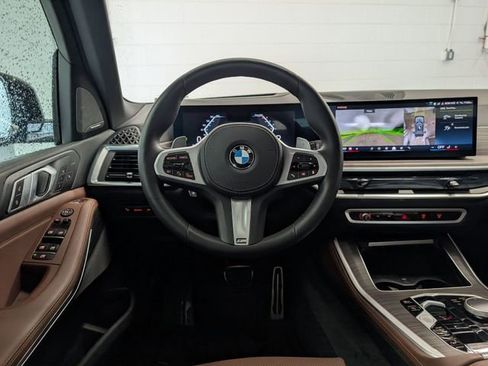 Used 2025 BMW X5 xDrive40i w/ M Sport Package AWD/4WD image 24
