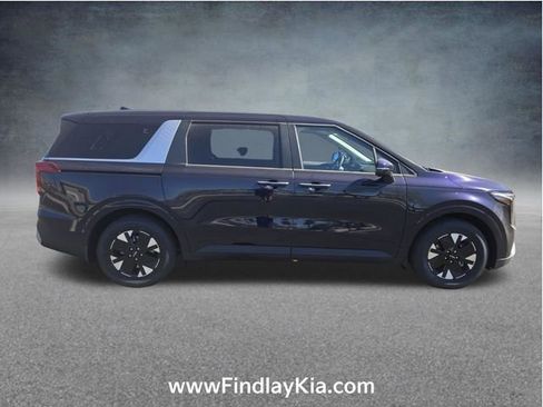 New 2026 Kia Carnival LXS FWD image 3