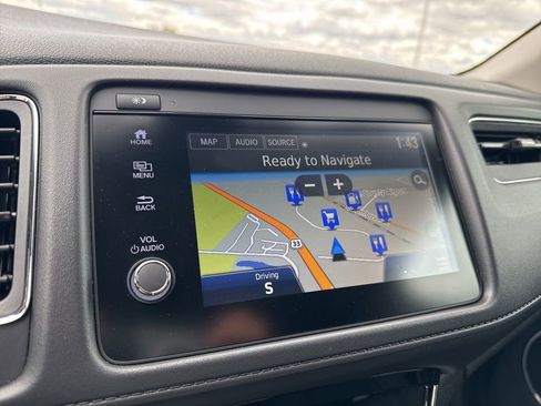 Certified 2020 Honda HR-V Touring image 13