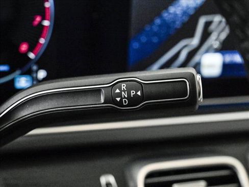 Certified 2026 Mercedes-Benz GLE 350 4MATIC image 12