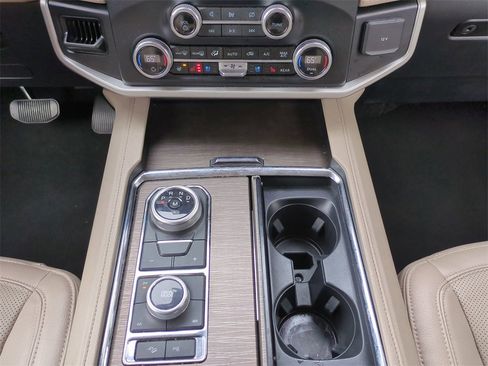 Certified 2024 Ford Expedition Max Limited image 19