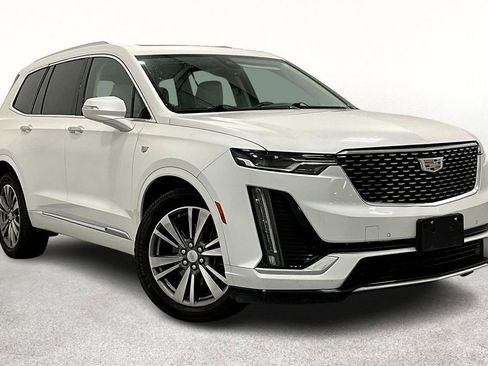 Used 2021 Cadillac XT6 Premium Luxury image 1